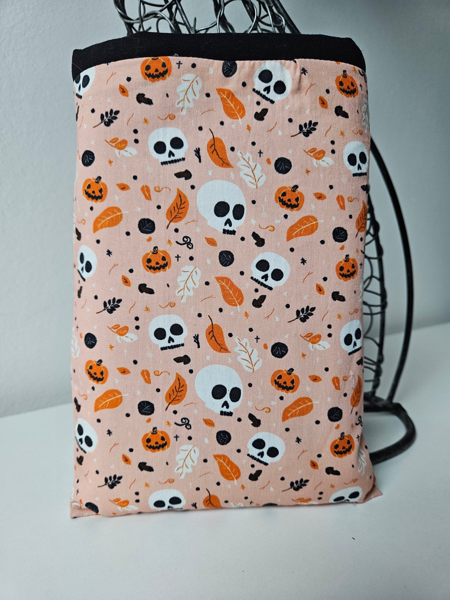 🕸️ Housse de Livre – Édition Halloween 🎃